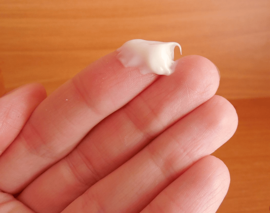 Gelararex Cream neteká a neznečistí